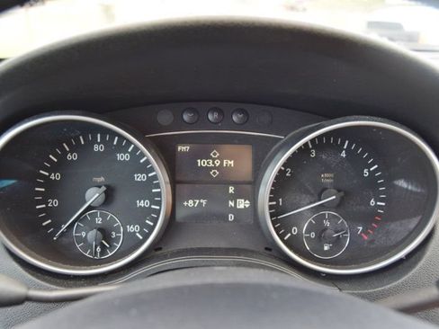 Used 2011 Mercedes-Benz ML 350 4MATIC image 25