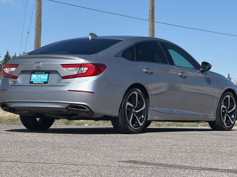 Used 2018 Honda Accord Sport image 2