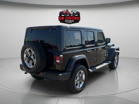 Used 2021 Jeep Wrangler Unlimited Sahara AWD/4WD image 7