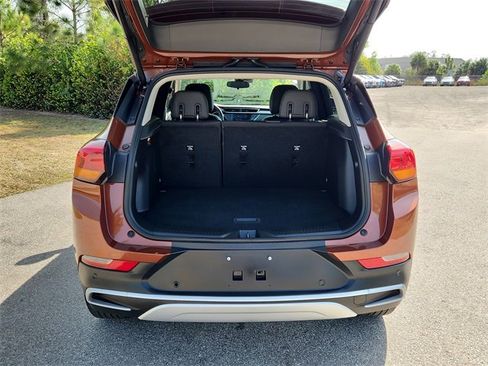 Certified 2020 Buick Encore GX Select w/ Advanced Technology Package image 5