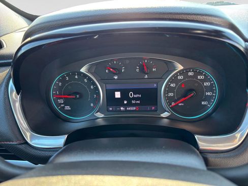 Used 2023 Chevrolet Traverse RS AWD/4WD image 16