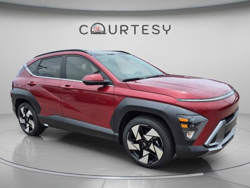 New 2026 Hyundai Kona Limited FWD image 7