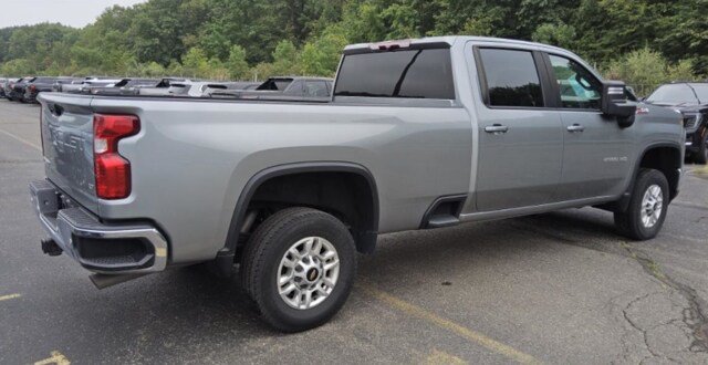 Used 2024 Chevrolet Silverado 2500 LT w/ All Star Edition AWD/4WD image 5