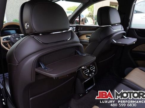 Used 2021 Bentley Bentayga image 89
