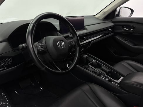 Used 2023 Honda Accord EX-L image 8