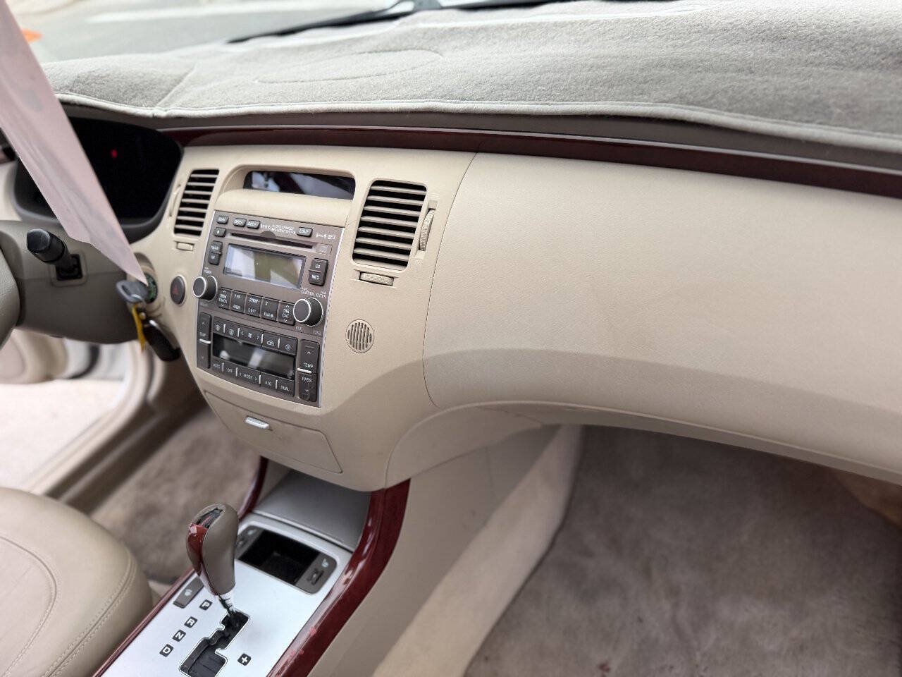 Used 2007 Hyundai Azera SE FWD image 22
