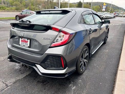 Used 2018 Honda Civic Sport Touring image 4