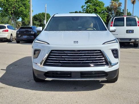 Used 2026 Buick Enclave Preferred w/ Power Package FWD image 2