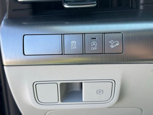 Used 2024 Hyundai Kona SE image 31