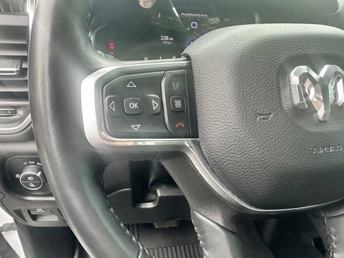 Used 2023 RAM 1500 Laramie AWD/4WD image 31