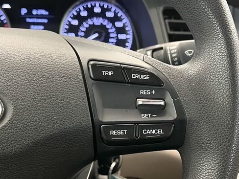 Used 2019 Hyundai Elantra SEL image 21