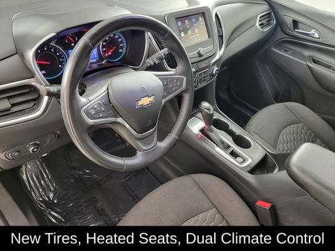 Used 2019 Chevrolet Equinox LT FWD image 12