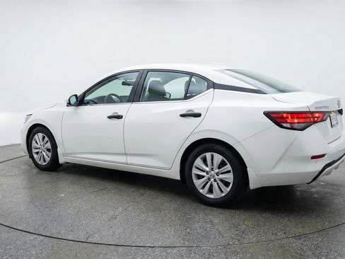 Used 2025 Nissan Sentra S FWD image 6