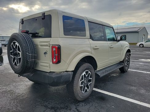 Used 2025 Ford Bronco Outer Banks image 5
