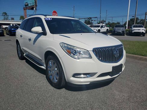 Used 2013 Buick Enclave Premium image 8