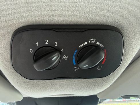 Used 2016 Ford Transit 350 XL RWD image 21