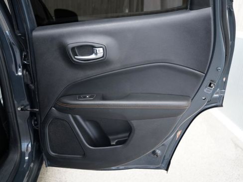Used 2018 Jeep Compass Limited w/ Navigation Group FWD image 35