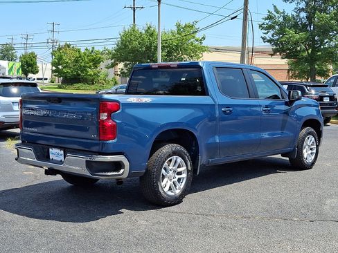 Used 2024 Chevrolet Silverado 1500 LT AWD/4WD image 7