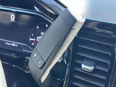 Used 2024 GMC Sierra 1500 Elevation w/ X31 Off-Road Package image 39