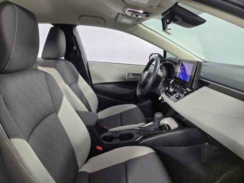 Used 2026 Toyota Corolla LE image 12