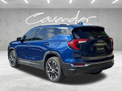Used 2022 GMC Terrain SLT FWD image 17