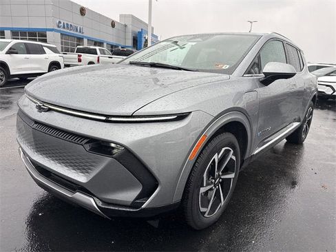 New 2025 Chevrolet Equinox EV LT image 37