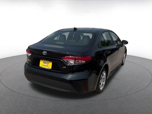 Used 2025 Toyota Corolla LE FWD image 12