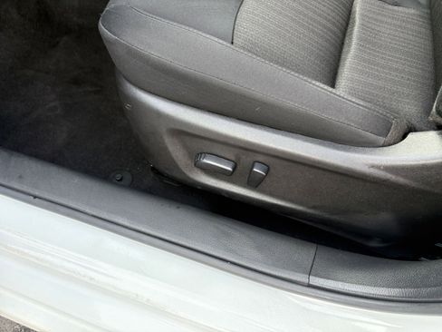 Used 2025 Nissan Altima 2.5 SV image 22