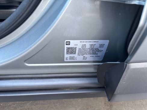 Used 2025 Buick Encore GX Preferred AWD/4WD image 28