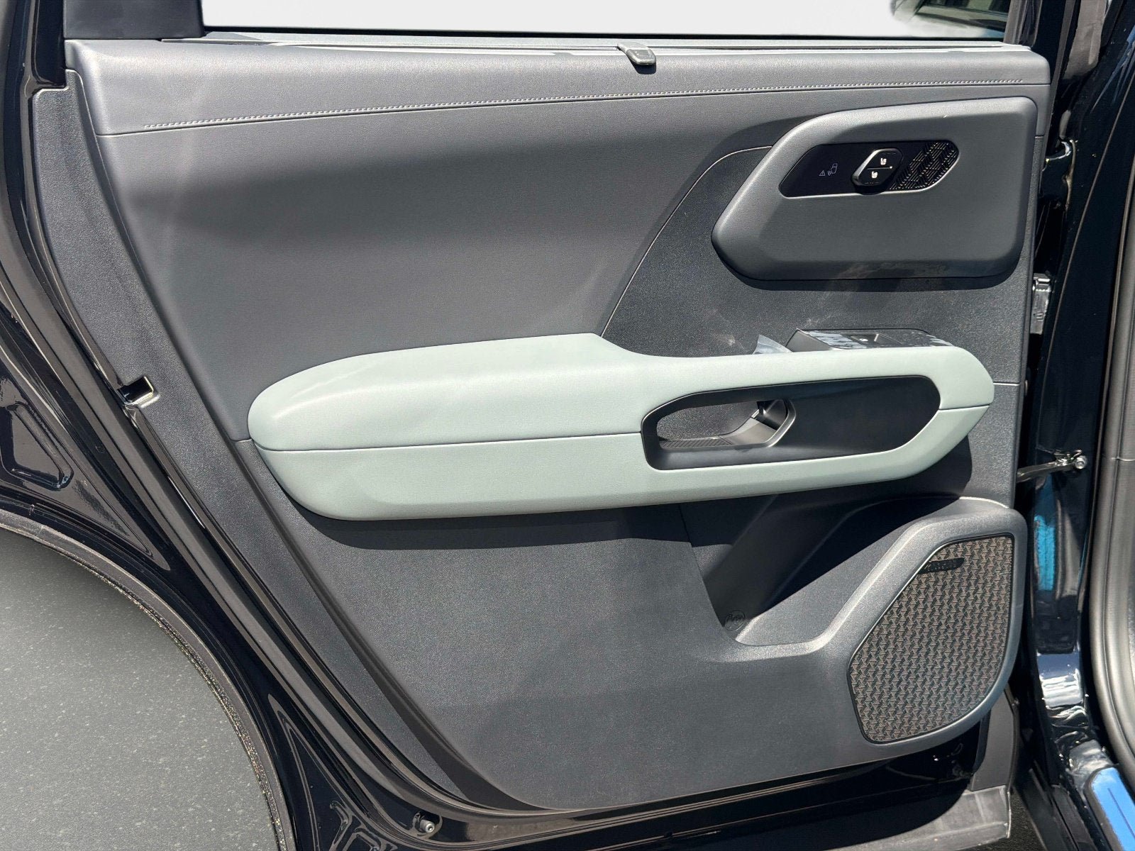 New 2027 Kia Telluride X-Line SX Prestige AWD/4WD image 10