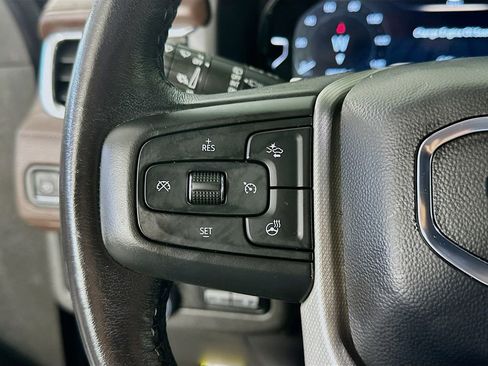 Used 2022 GMC Yukon XL Denali w/ Denali Premium Package AWD/4WD image 24