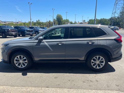 Used 2025 Honda CR-V LX image 8