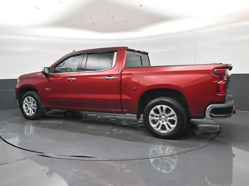 Used 2023 Chevrolet Silverado 1500 LTZ AWD/4WD image 31