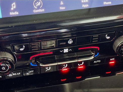 Used 2022 Jeep Grand Cherokee Limited 4xe image 5