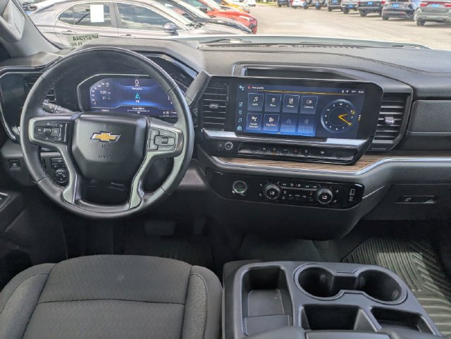 Used 2024 Chevrolet Silverado 1500 LT AWD/4WD image 35