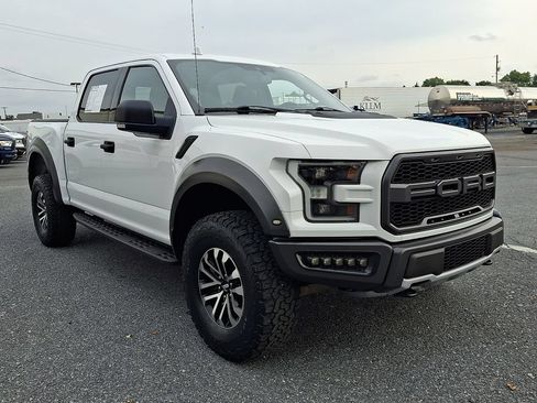 Used 2020 Ford F150 Raptor w/ Equipment Group 801A Mid AWD/4WD image 3