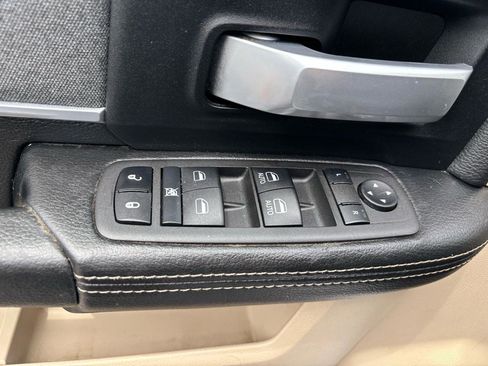 Used 2022 RAM 3500 Big Horn AWD/4WD image 28