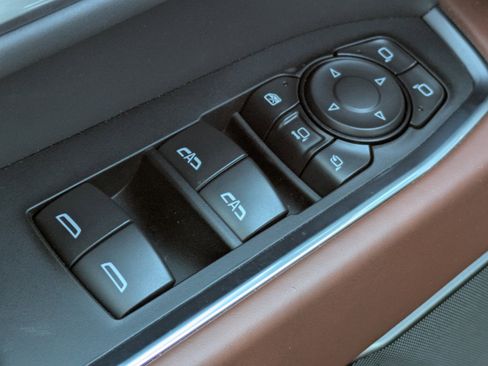 New 2026 GMC Sierra 2500 Denali Ultimate image 24