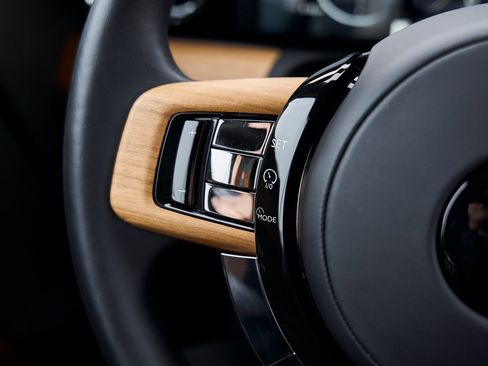 Used 2025 Rolls-Royce Spectre w/ Spectre Launch Package image 53