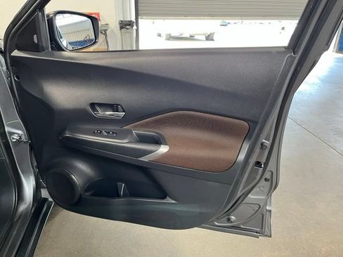 Used 2024 Nissan Kicks SR FWD image 12