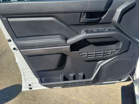 Certified 2025 Toyota Tacoma SR5 image 11