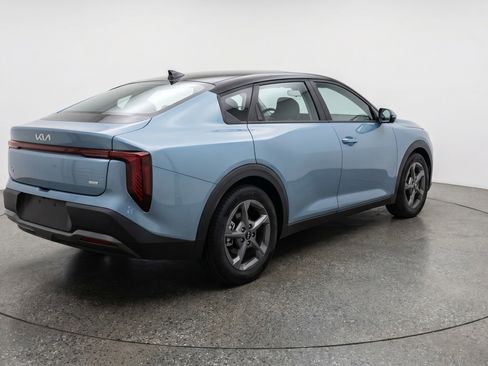 Used 2025 Kia K4 FWD image 9