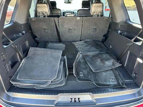 Used 2018 Ford Expedition XLT w/ Equipment Group 202A image 19