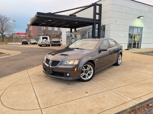 Used 2008 Pontiac G8 w/ Premium Package image 1