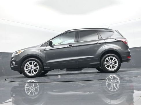 Used 2018 Ford Escape SEL image 20