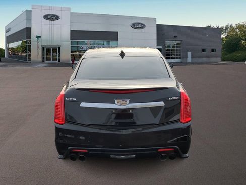 Used 2016 Cadillac CTS V w/ Luxury Package image 10