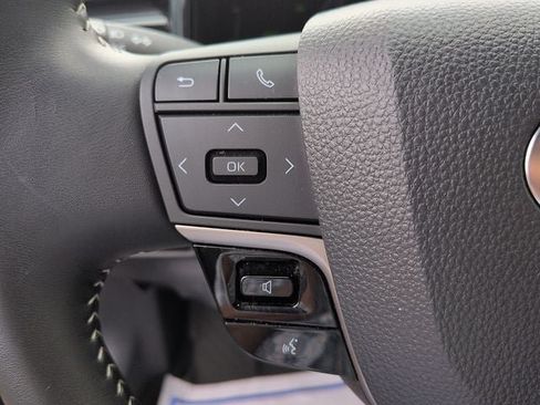 Certified 2025 Toyota Camry SE w/ Convenience Package FWD image 18