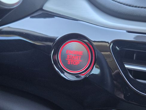 Certified 2026 Acura MDX w/ Technology Package image 28