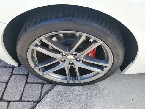 Used 2016 Maserati GranTurismo Sport image 7