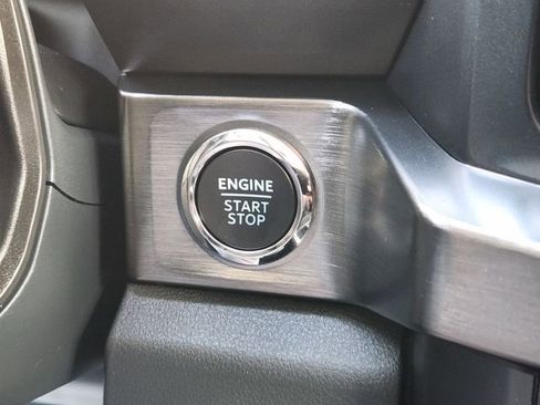 Used 2023 Ford F250 Lariat w/ Tow Technology Package image 22